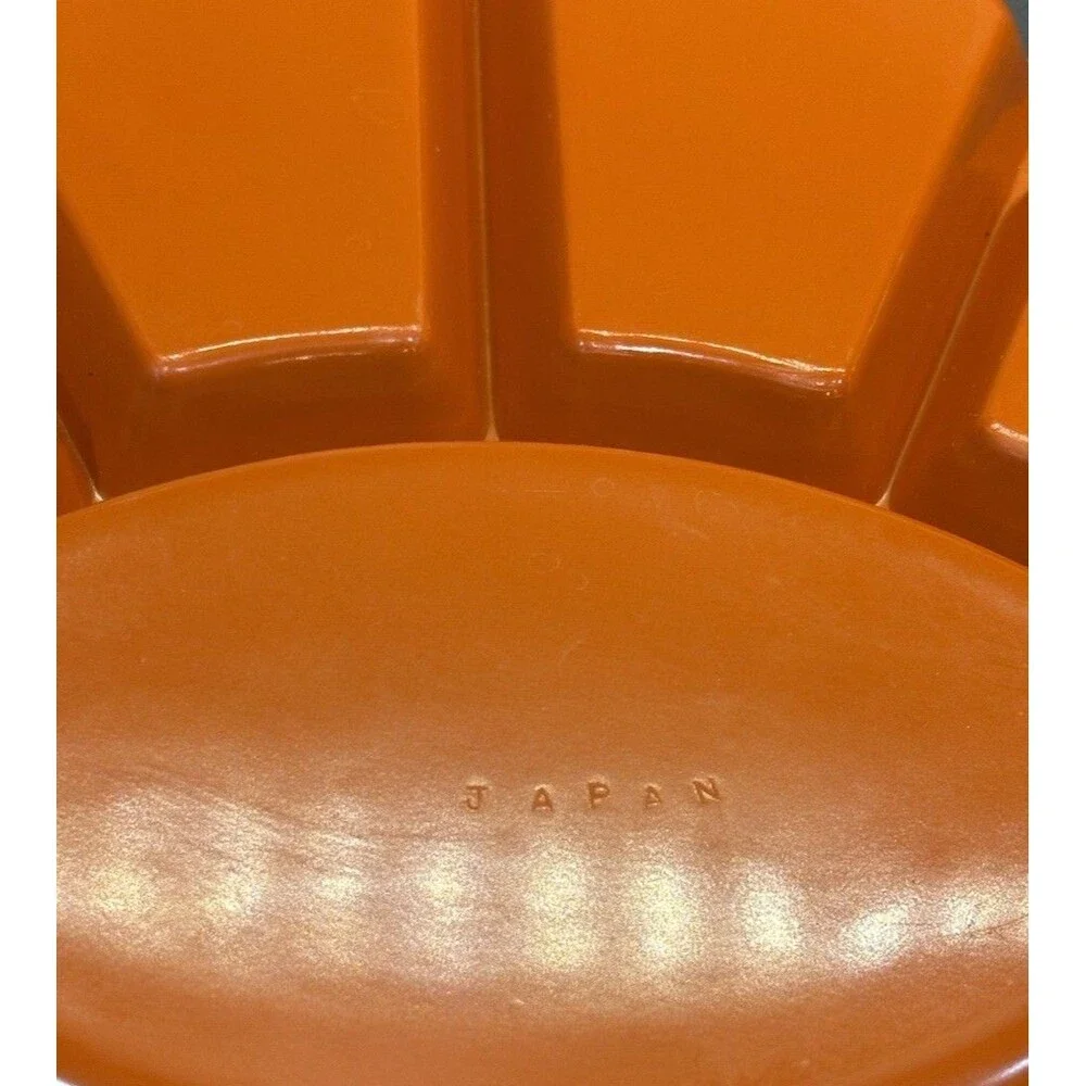 Vintage Plastic Divided 9